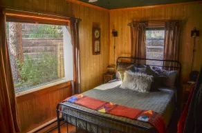 Canyon Cabin (Unit 17) at The Woolly Bugger Inn - Image 2