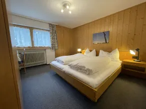 Meraviglioso appartamento con 8 camere da letto per 10 persone - Image 4