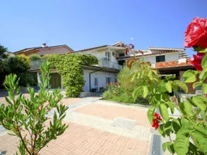 Villa La Rosa by Interhome - Image 2