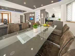 Holiday Home Oasis of Peace - Image 3