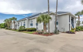 Kiawah Bay 103 Gorgeous Condo In A Riverfront Community With Steps To The Ocean! - Image 2