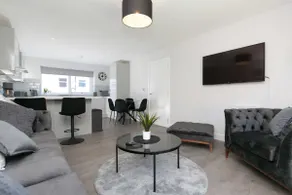 Apartamento vacacional ideal para familias con internet de alta velocidad y jardín - Image 5