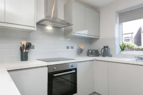 Apartamento vacacional ideal para familias con internet de alta velocidad y jardín - Image 3