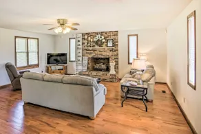 Country Home w/ Fire Pit: 40 Mi to Nashville! - Image 4