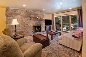 Spacious Avon Retreat | Pool, Tennis, 2 Masters & Free Shuttle - Image 2