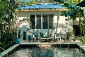 Charming Studio w Pool One Mile to Beach Pets Welcome - Image 2