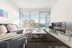 Darling Harbour 2BR Retreat with Spacious Balcony - Image 2