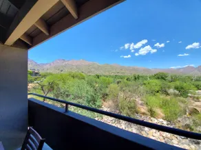 2nd Floor Corner Condo - Magnificent Mountain View with many windows to enjoy - Image 2