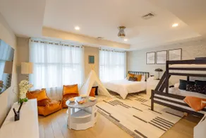 6BR | Elevator, Heated Pool, Luxury Stay - Image 5