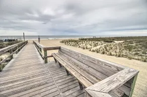 Ideally Located Luxe Beach House on Tybee Island - Image 2