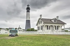 Ideally Located Luxe Beach House on Tybee Island - Image 3