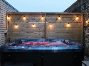 Jollys-Luxury 100m to Beach-Dog Friendly-Hot tub - Image 4