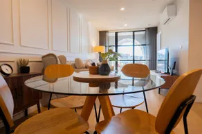 Luxury Apartment in Braddon Precinct - Image 4