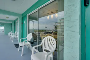 Cozy Oceanfront Condo w/ Pool & Beach Access! - Image 3