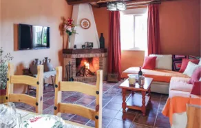 Beautiful home in Algatocín - Image 2