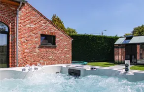 Nice Home in Diksmuide With Wifi, Outdoor Swimming Pool and Heated Swimming Pool - Image 2