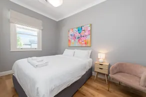 Schönes Cottage im März | Zentrales High-End Erbe - Image 3