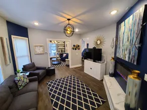 Luxury Listing - 92 Walkable Score Downtown Kzoo - Image 4