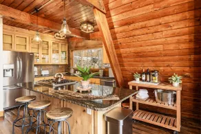 ”A” Frame - 4 bed, Fireplaces, Hot Tub, Sauna - Image 4