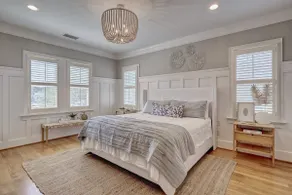 8 Channel Ave A - Perfect location with sound front views. Sleeps 10. - Image 3