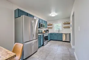 Updated Fayetteville Home < 2 Miles to UArk! - Image 2