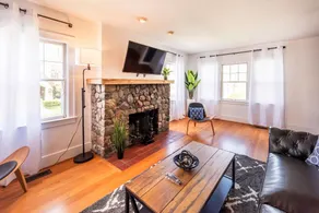Stunning 4BR Home - Walk to Downtown Birmingham! - Image 5