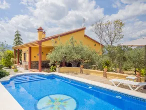 Cubo's Casa Rural Yanza / privat pool / høj privatliv / tæt på bycentrum - Image 3