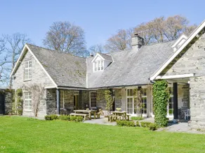 Crogen Coach House - OQR - Image 2