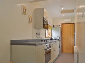Waterfall Cottage - Image 5