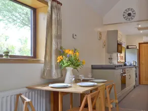 Waterfall Cottage - Image 4