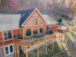 Hot tub w/ Sunset Views! Secluded mountain chalet - Image 2