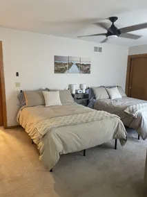Beach Lake Michigan King Bed Pet Friendly - Image 4