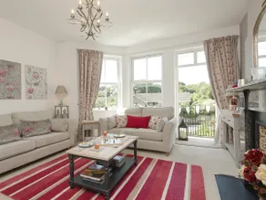 Moonbeam House - Image 3