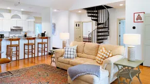 Frog Symphony! Sunsets! Beachfront!・Porch Swing Bed!・2x King Beds - Image 3