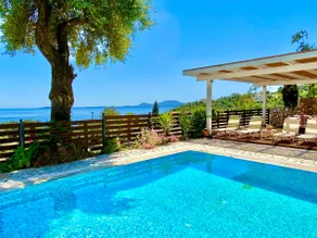 Villa adatta alle famiglie con barbecue, giardino e piscina privata | Accanto alla spiaggia - Image 2