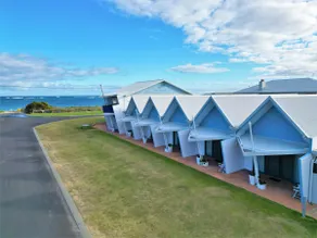 Windsurfer Beach Studio - Image 3