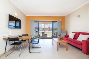 Windsurfer Beach Studio - Image 5