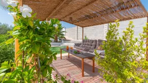 Landligt hus med store ydre i Alozaina-landskabet - Image 3