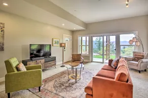 Lovely Canyon View Apartment w/ Patio & Yard - Image 4