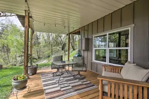 Lovely Canyon View Apartment w/ Patio & Yard - Image 2