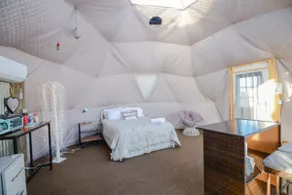 Private Hotsprings Glamping Two Tubs Dome - Image 5