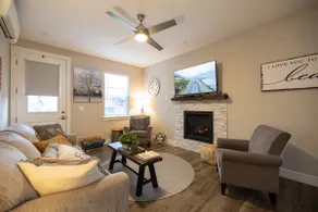 Sunflower Beach Cottage - Image 5