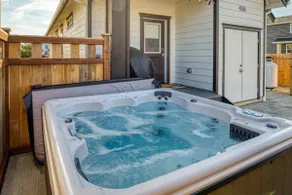 Sunflower Beach Cottage - Image 2