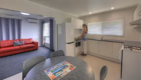 2 Bedroom Holiday Home 5 Berth - Image 2