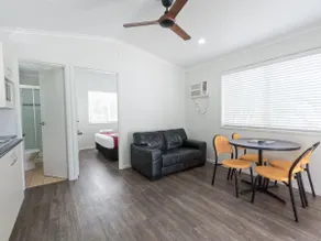 2 Bedroom Villa 4 Berth - Image 4