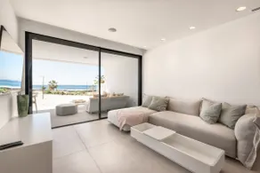 Infinity 0-8 LUXE SEA VIEW 2B - Image 2
