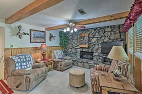 Secluded Edgemont Getaway w/ Huge Outdoor Deck! - Image 4