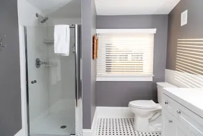 1BR Apt Views Galore! -Safe|Walkable|Food|Greenway - Image 3