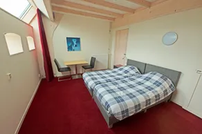 The Heasouder, spacious apartment with loggia. - Image 3
