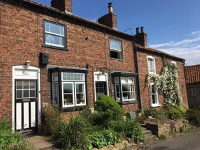 Cosy Lincs Wolds cottage in picturesque Tealby - Image 2